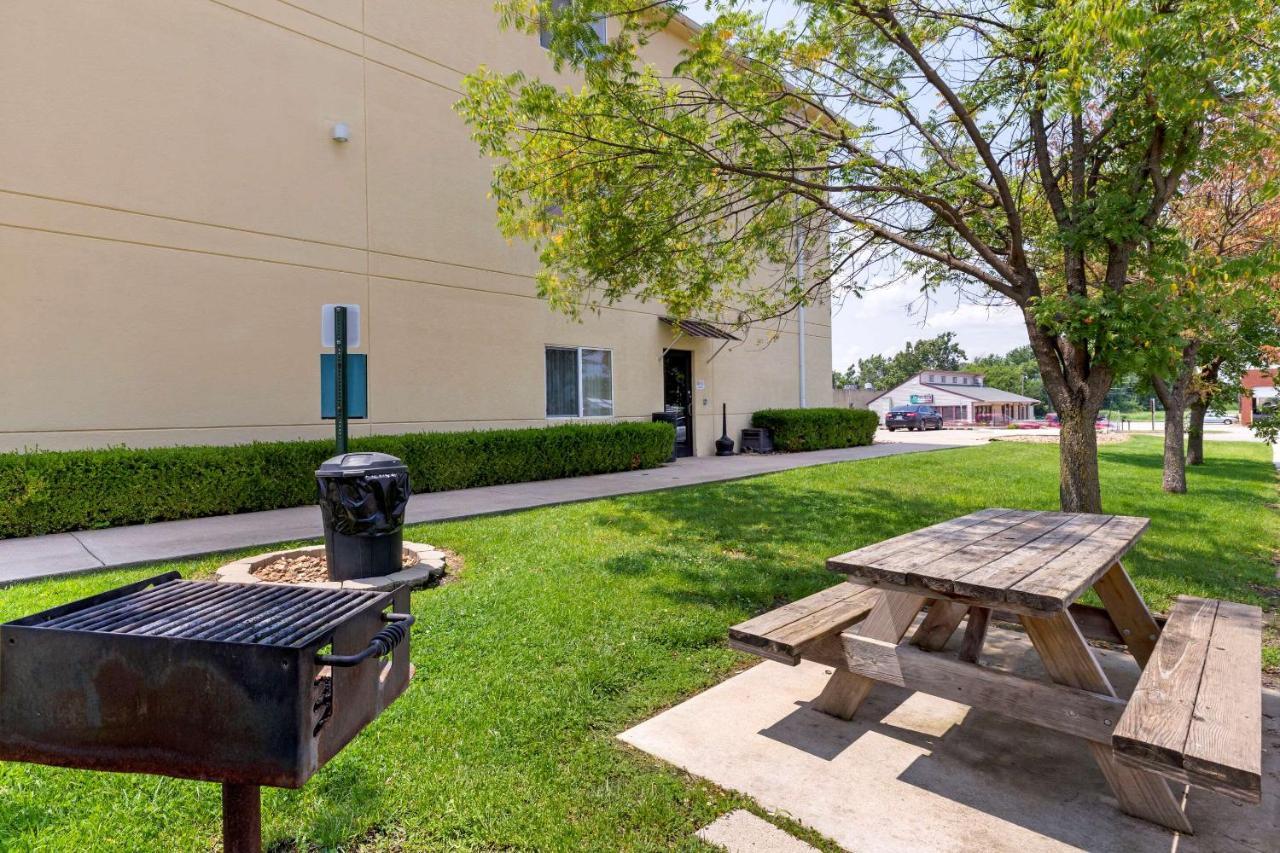 Comfort Inn & Suites Ponca City Near Marland Mansion Екстер'єр фото