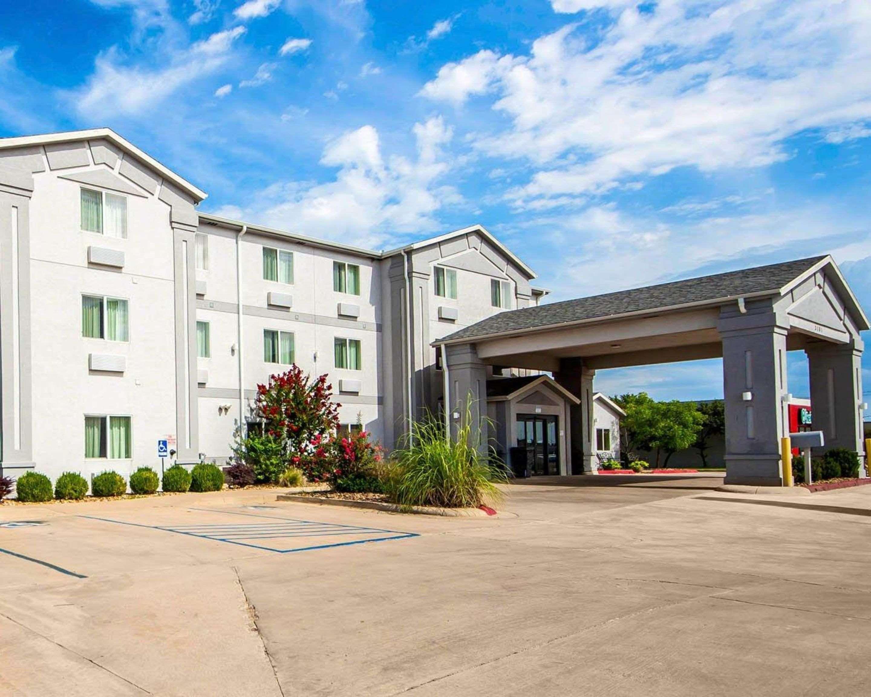 Comfort Inn & Suites Ponca City Near Marland Mansion Екстер'єр фото