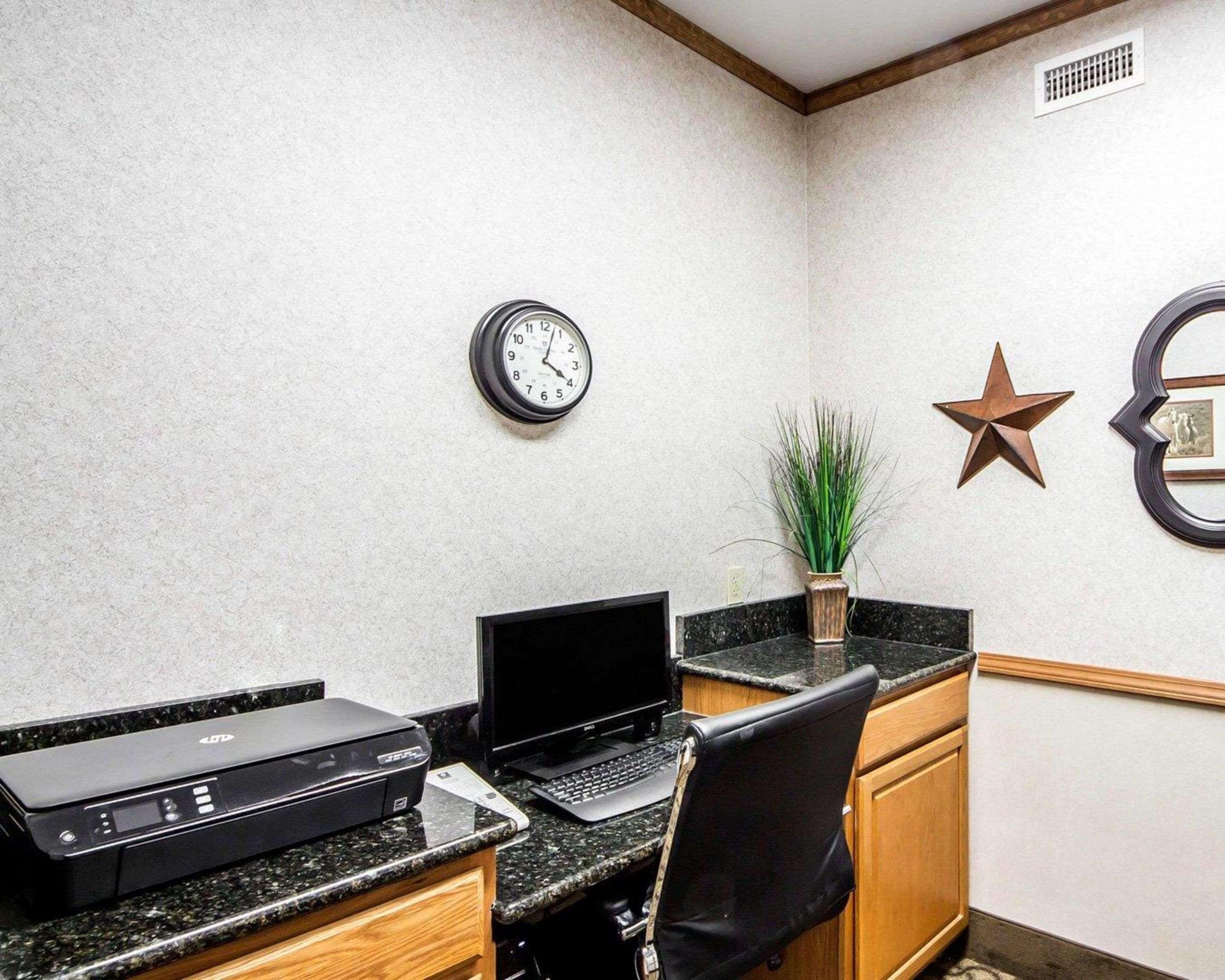 Comfort Inn & Suites Ponca City Near Marland Mansion Екстер'єр фото