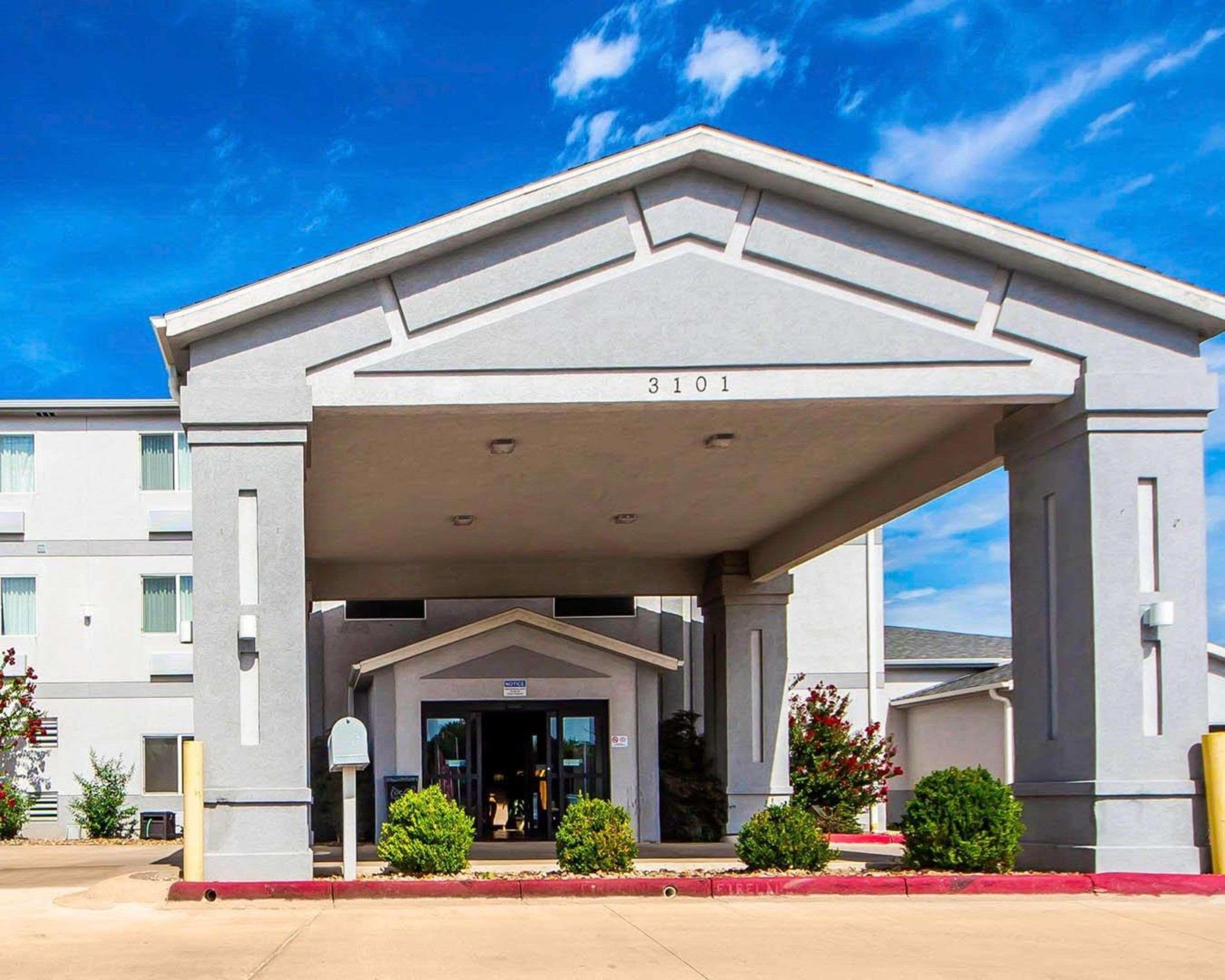 Comfort Inn & Suites Ponca City Near Marland Mansion Екстер'єр фото